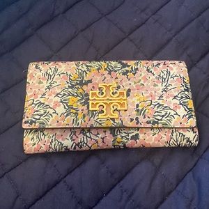 Tory Burch, NWT, Smartphone Wallet, Pebble Leather